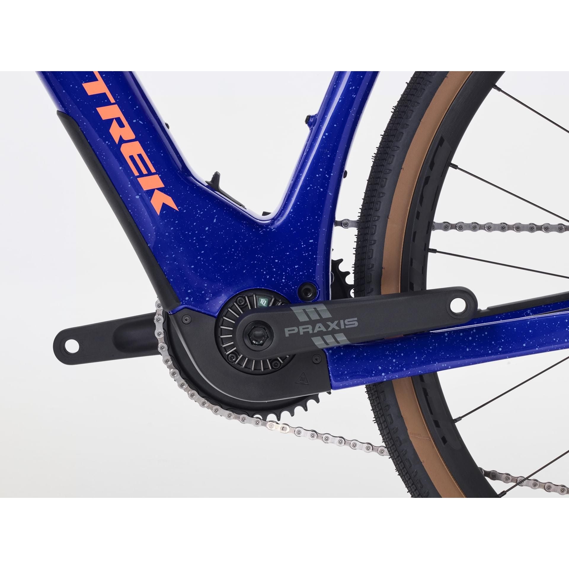 Trek Checkpoint+ SL 5 – 500-sarjan OCLV-hiilikuiturunko, 60 Nm, 360 Wh
