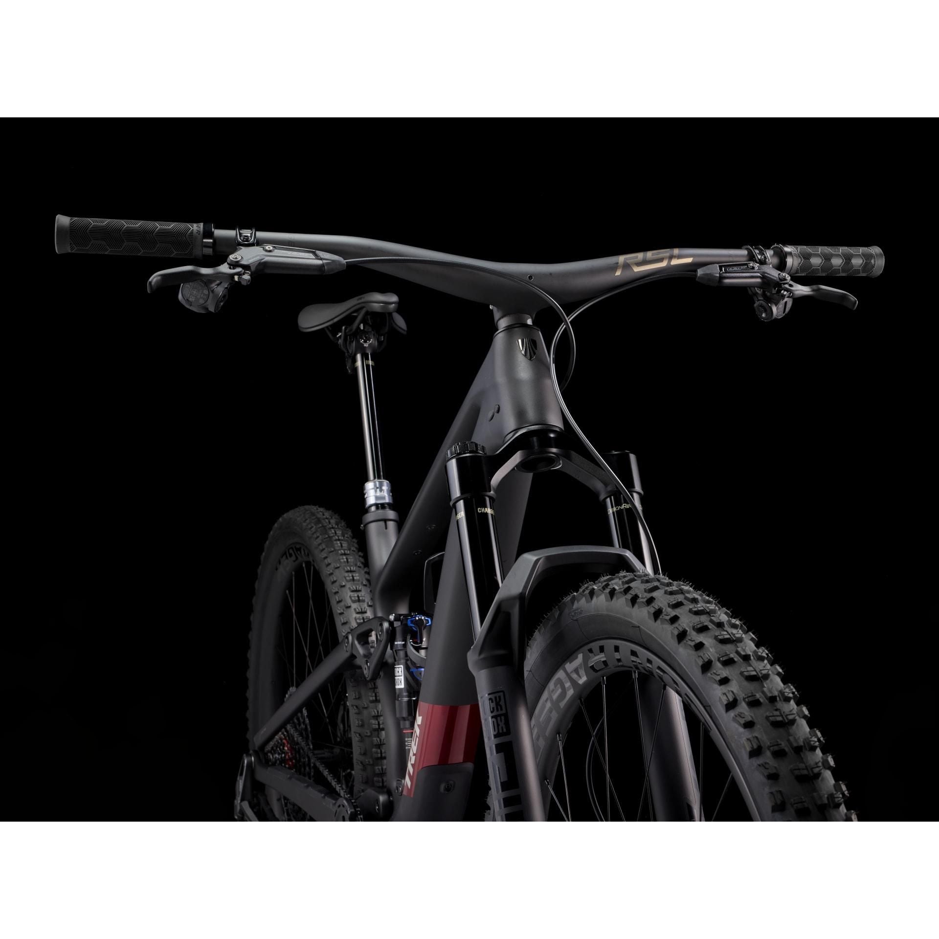 Trek Top Fuel 9.9 X0 AXS Gen 4 – trail-pyörä, OCLV Mountain -hiilikuitu