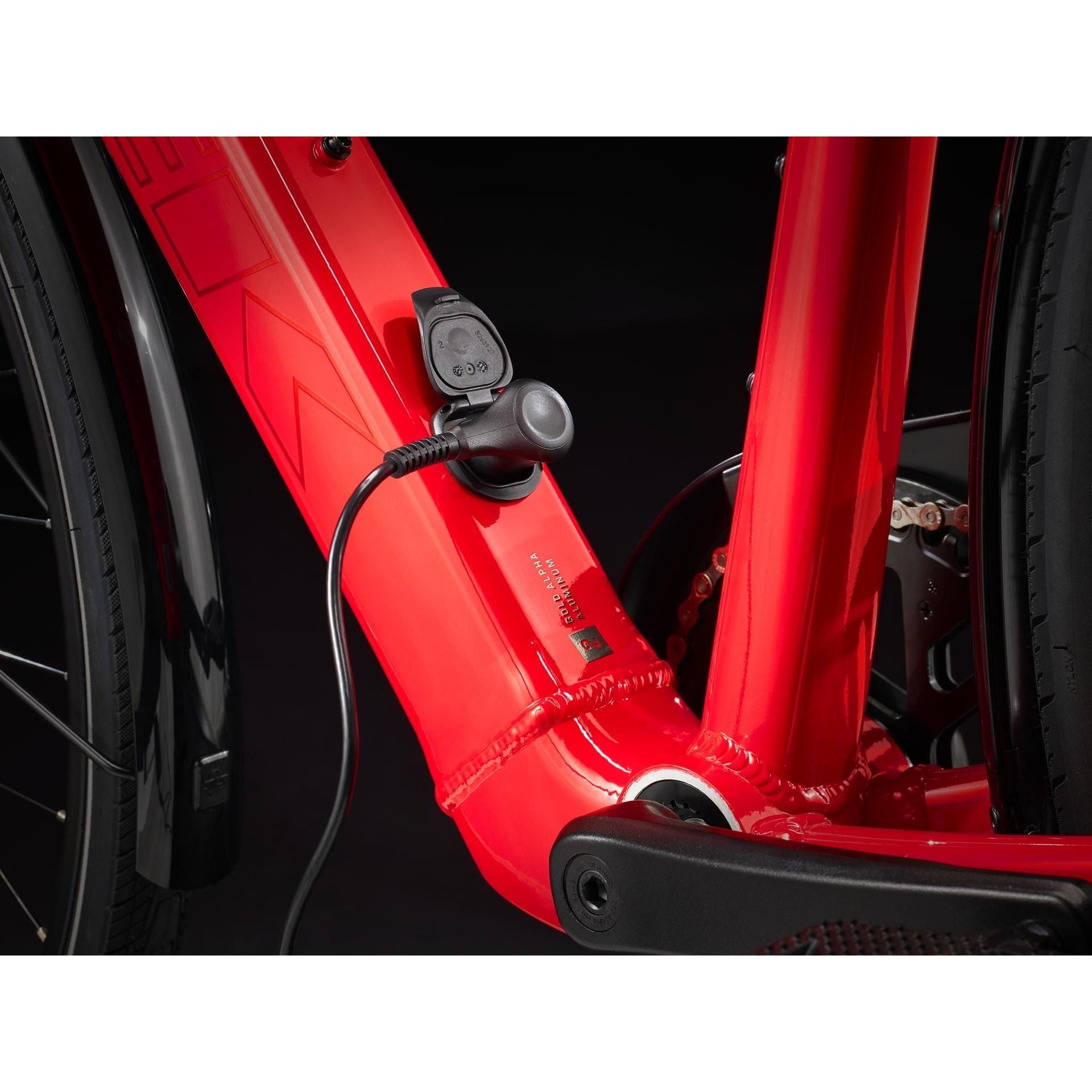 Trek FX+ 2 – sähköhybridipyörä, 40 Nm, 250 Wh