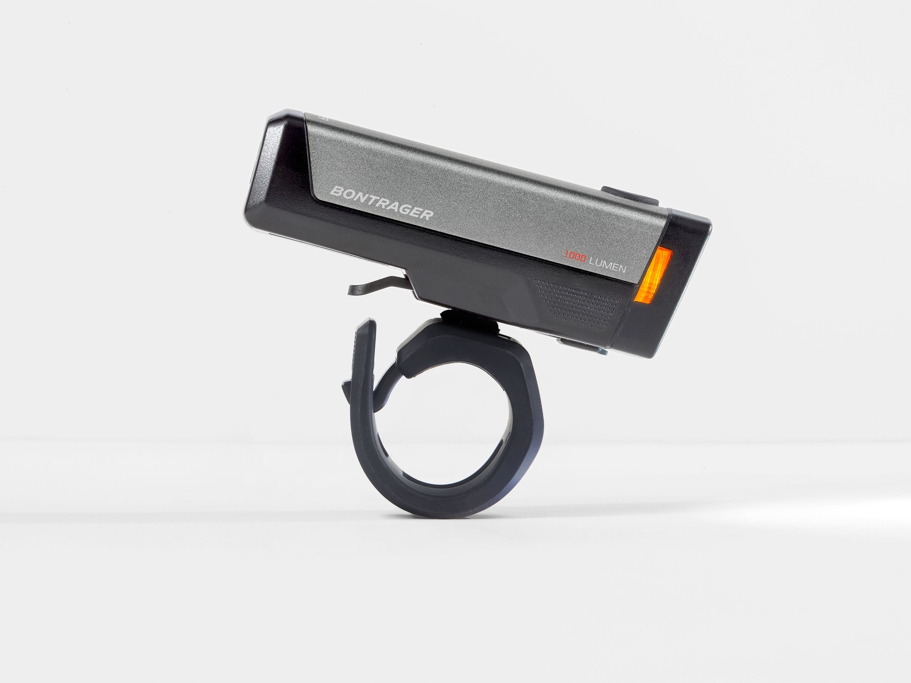 Bontrager Etuvalo Ion Elite R – USB-ladattava etuvalo pyöräilyyn