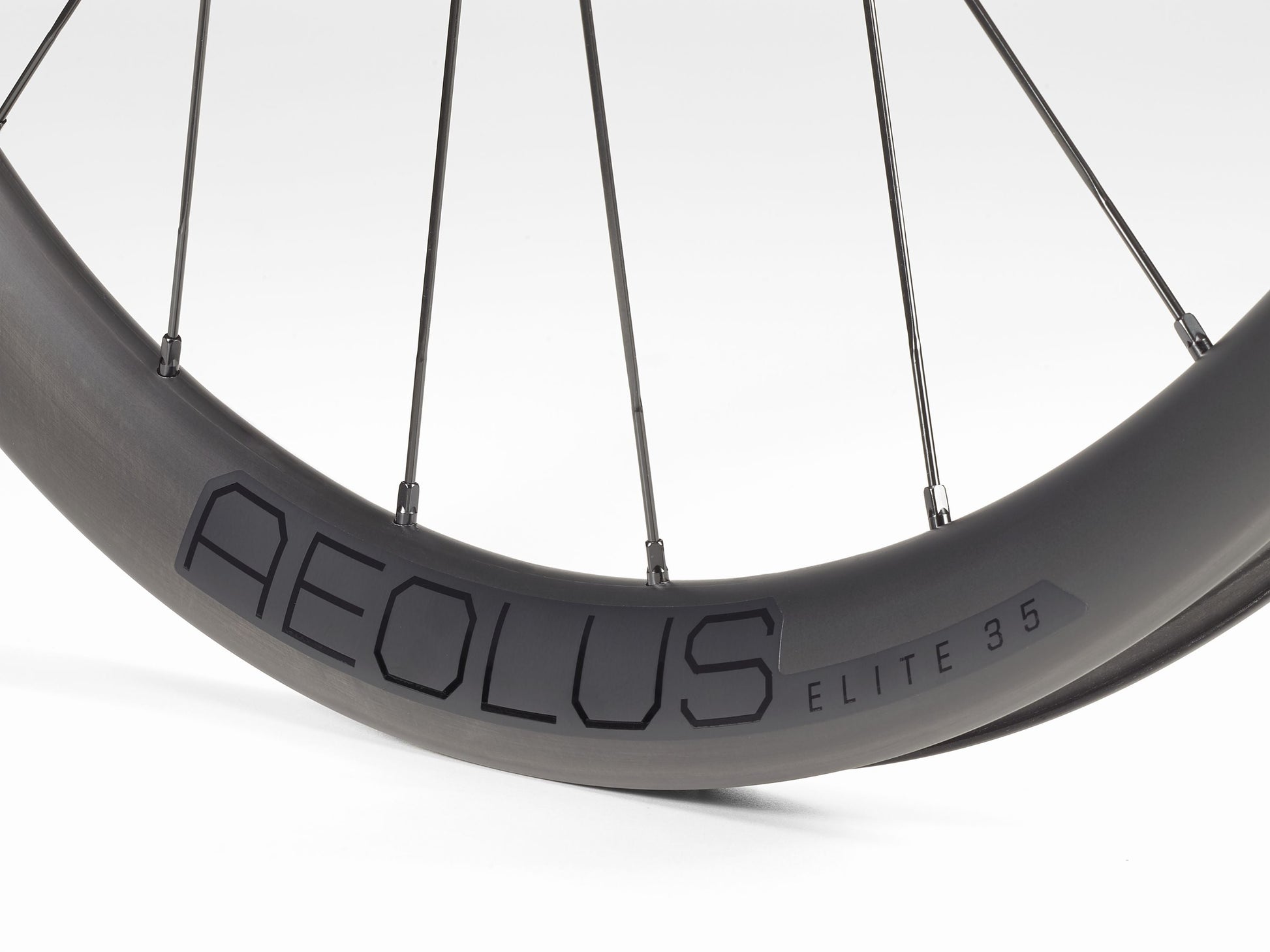 Bontrager Etukiekko Aeolus Elite 35 TLR Disc