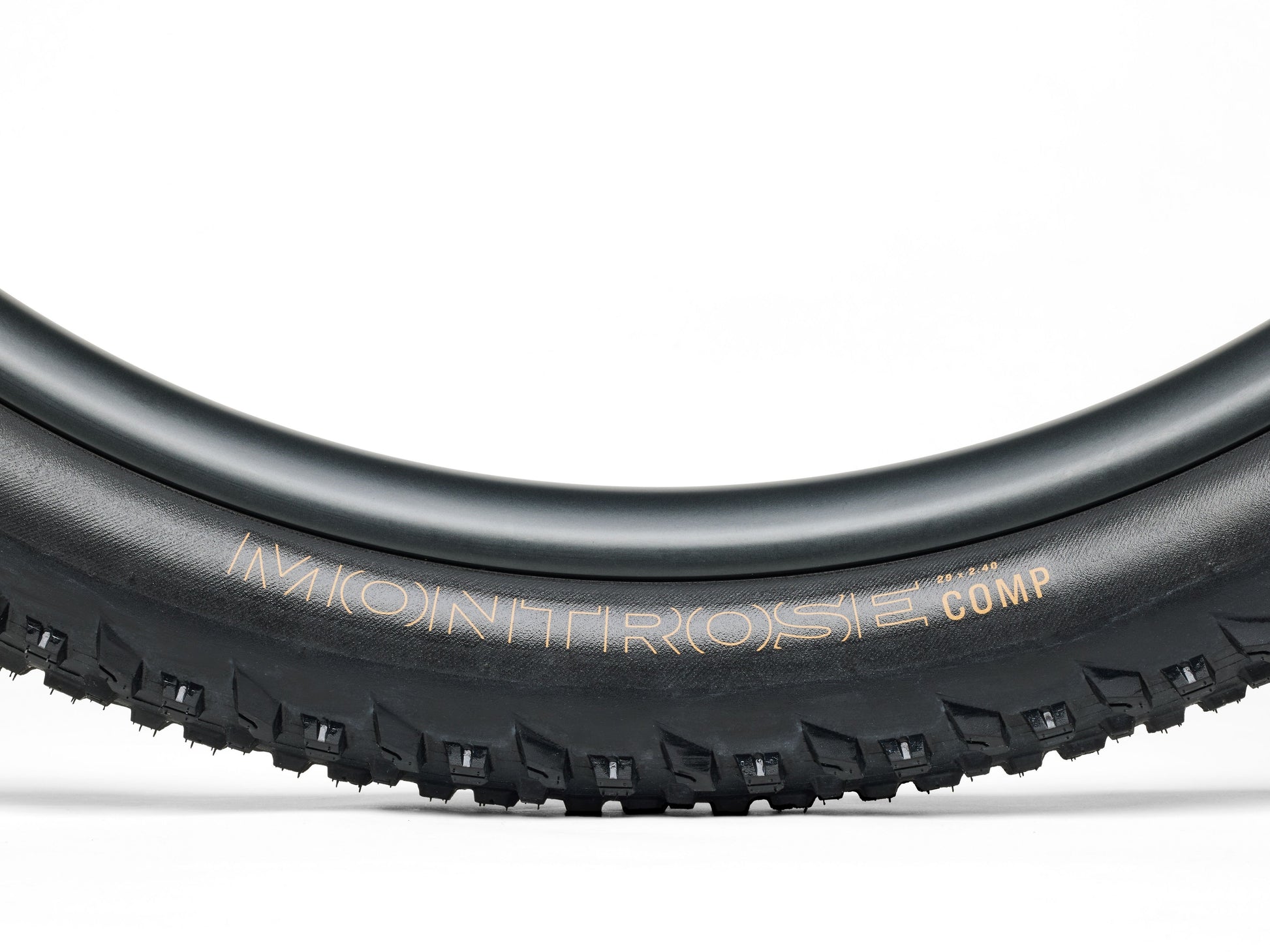 Bontrager Montrose Comp XR MTB 29x2.4"
