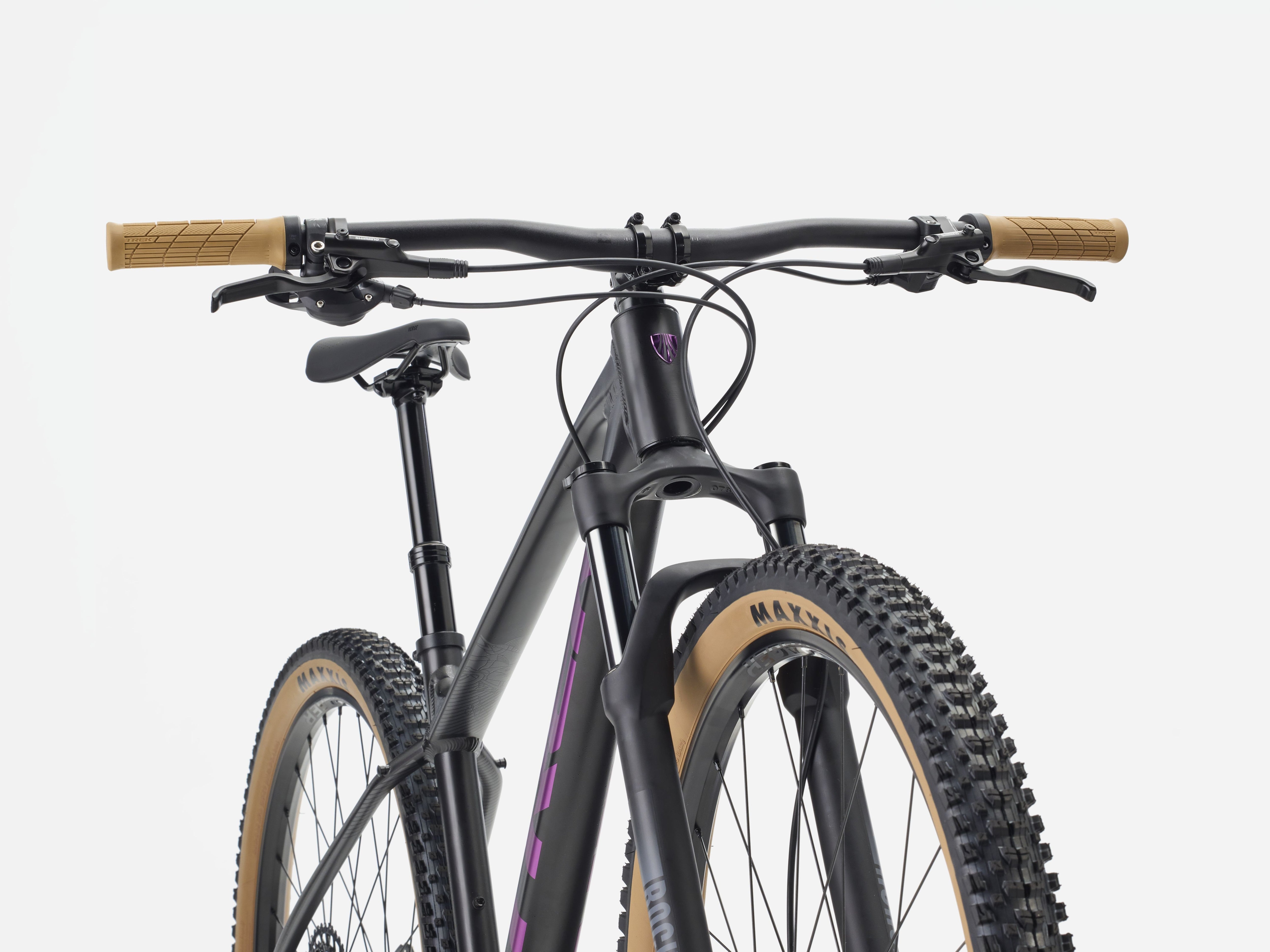 Trek Marlin 7 ML 29 Matte Dark Web/Clear Gloss