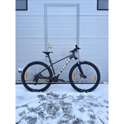 Trek Marlin 4 Gen 2 jäykkäperä maastopyörä
