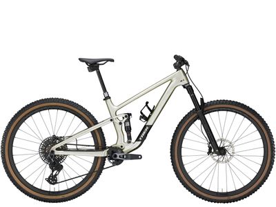 Trek Top Fuel 9.9 X0 AXS Gen 4 Trek Top Fuel 9.9 X0 AXS Gen 4